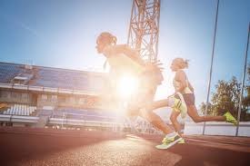 热刺旧将：弗兰克每隔五分钟就改变战术，澳波更有魄力