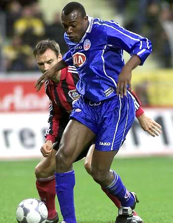 都被他的稳 都被他的稳