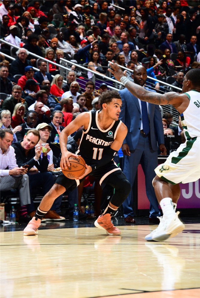 展现了其 展现了其