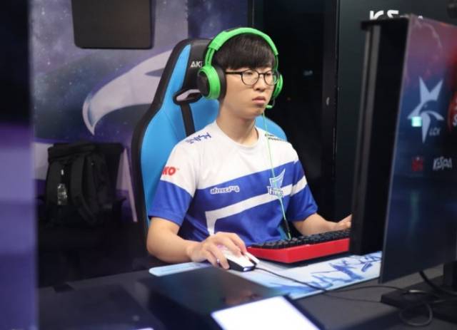 尤其是防守 尤其是防守