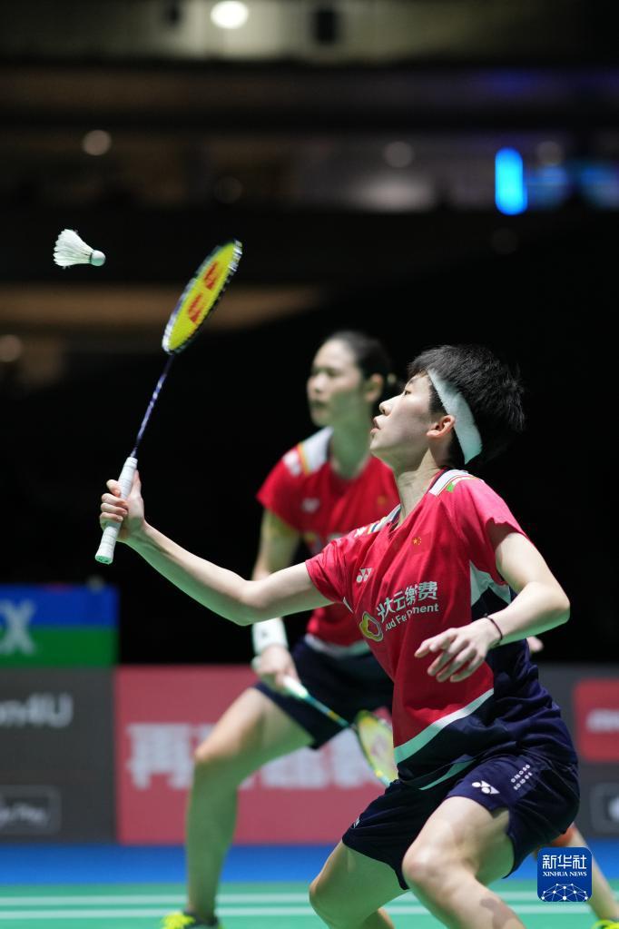 异虽然让直 异虽然让直